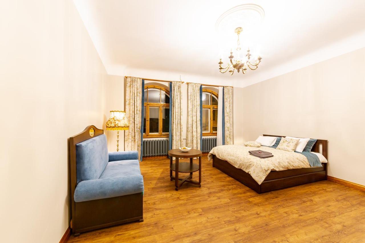 Cozy Storie's Ap, 47sqm, Renovated 2020, Free Parking Appartement